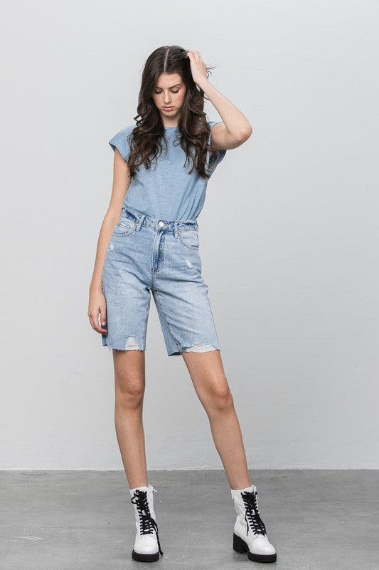 HI RISE PREMIUM BOTTOM HEM DISTRESSED BERMUDA